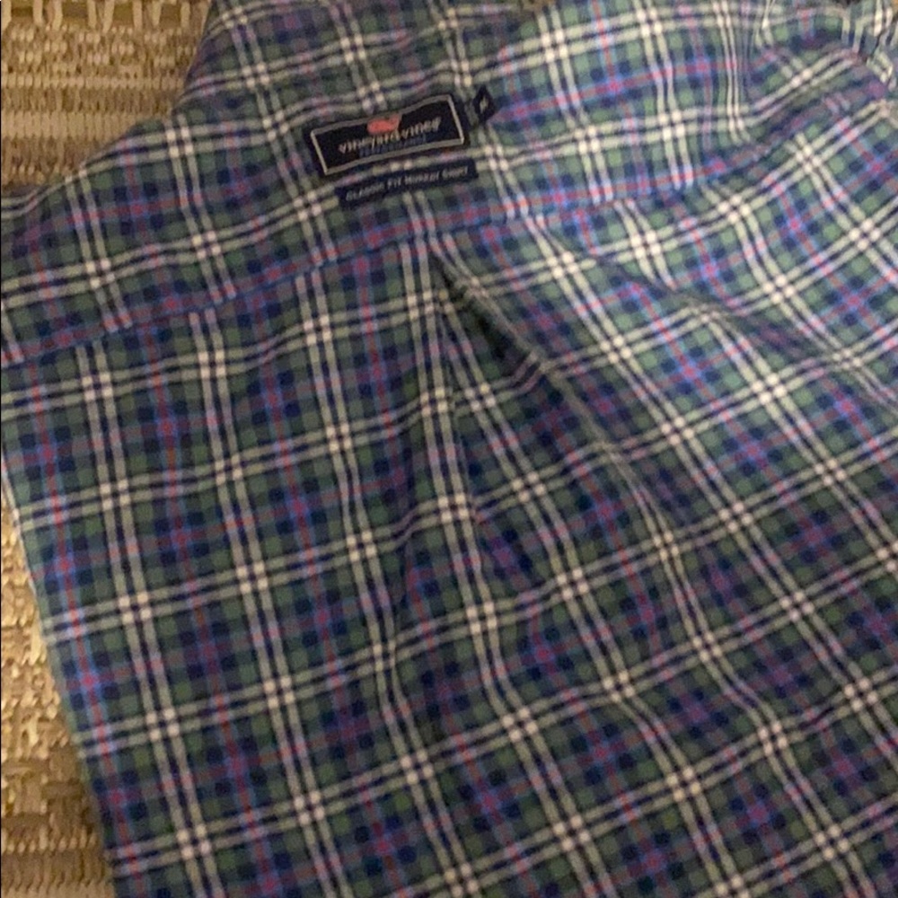 Vineyard Vines Classic Fit Murray Button Up shirt